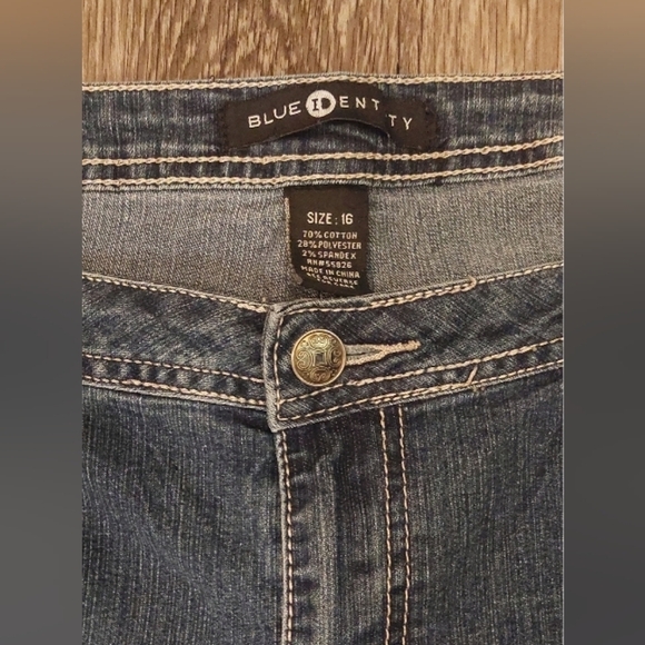 Blue Identity Denim Jean Shorts Bermuda Size 16 Jort Medium Wash Summer Mid Rise - Picture 4 of 9